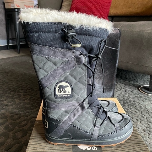 Sorel GLACY Explorer Waterproof  Boots (8) - Picture 5 of 11